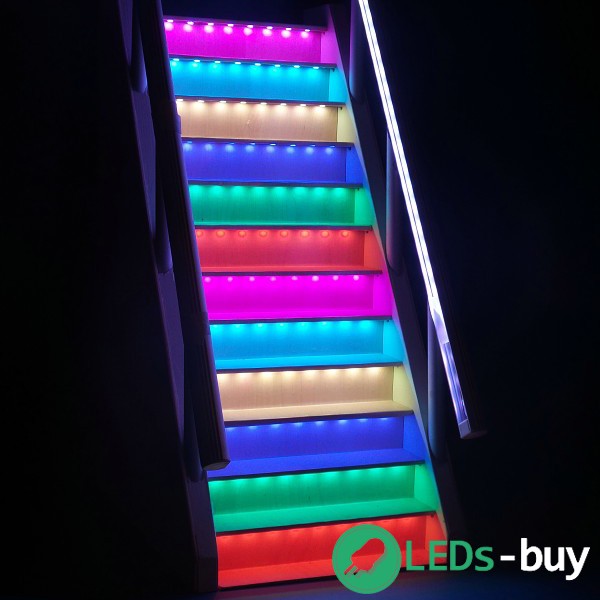 deze Won breedte Trapverlichting 60cm 60 LEDs/mtr LED strip RGB IP65: LEDs-buy.nl het  grootste online LED assortiment